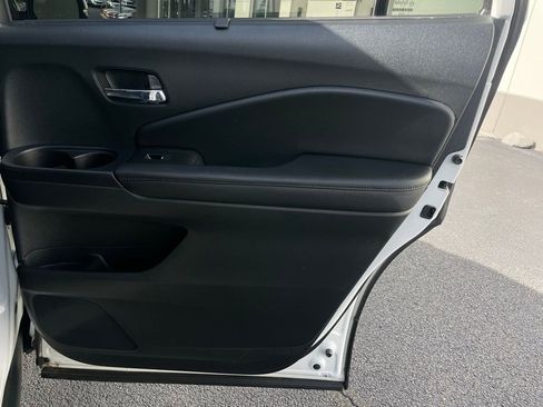 Certified 2022 Honda Pilot Touring image 35