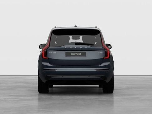 New 2026 Volvo XC90 T8 Ultra w/ Protection Package Premier AWD/4WD image 4