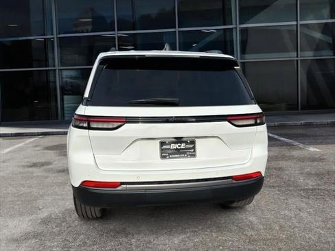 New 2026 Jeep Grand Cherokee Limited w/ Limited Altitude Package image 28