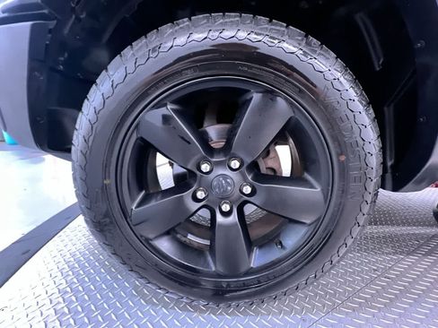 Used 2019 RAM 1500 Warlock AWD/4WD image 10