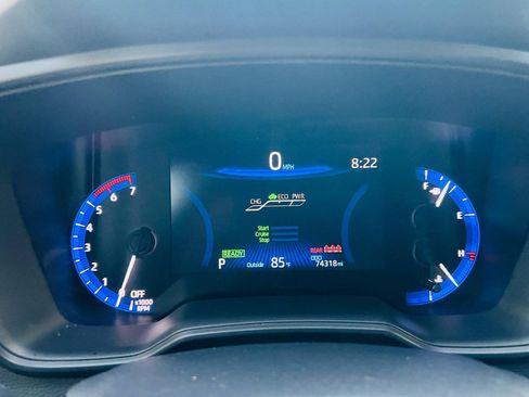 Used 2022 Toyota Corolla LE FWD image 22