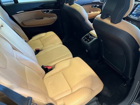 Used 2019 Volvo XC90 T6 Momentum w/ Protection Package AWD/4WD image 35