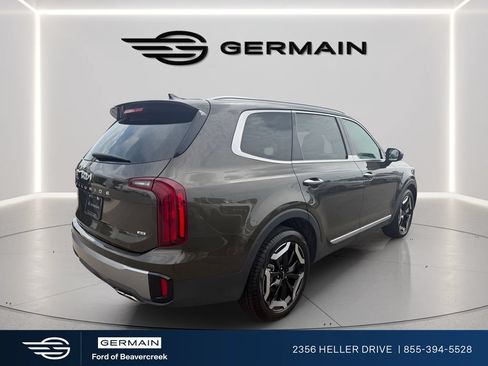 Used 2025 Kia Telluride S AWD/4WD image 8