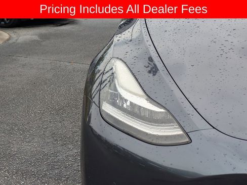 Used 2022 Tesla Model Y Long Range AWD/4WD image 10