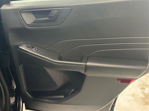 Used 2022 Ford Escape SE w/ Convenience Package image 30