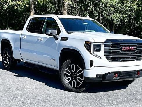 Used 2026 GMC Sierra 1500 AT4 AWD/4WD image 2