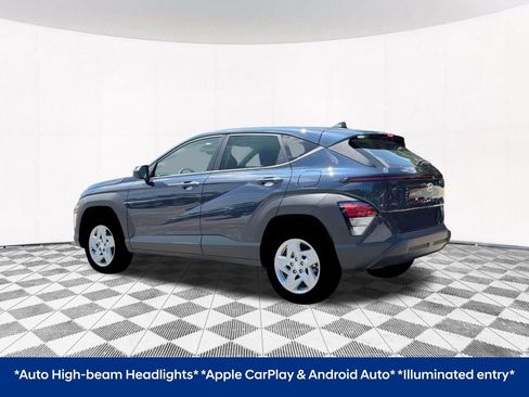 New 2026 Hyundai Kona SE image 7