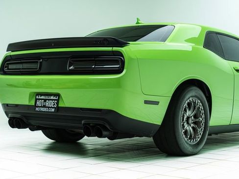 Used 2023 Dodge Challenger SRT Hellcat image 16