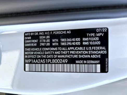Used 2023 Porsche Macan Turbo AWD/4WD image 25