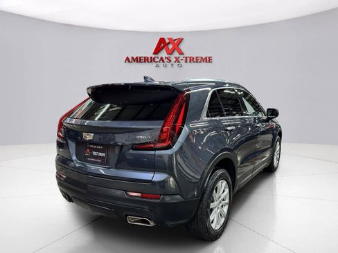 Used 2021 Cadillac XT4 Luxury w/ Cold Weather Package AWD/4WD image 10