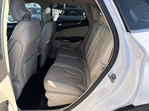 Used 2017 Lincoln MKC Reserve w/ Lincoln MKC Climate Package image 13