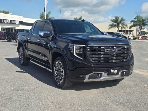 Used 2023 GMC Sierra 1500 Denali Ultimate AWD/4WD image 3