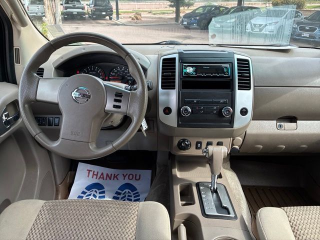Used 2012 Nissan Frontier SV AWD/4WD image 24