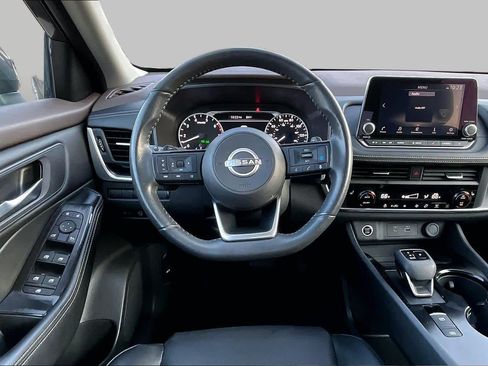 Used 2023 Nissan Rogue SV w/ SV Premium B Package AWD/4WD image 6