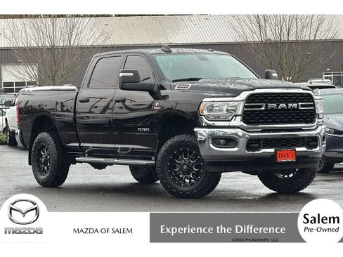 Used 2024 RAM 2500 Big Horn w/ Heated Seats & Wheel Group image 1