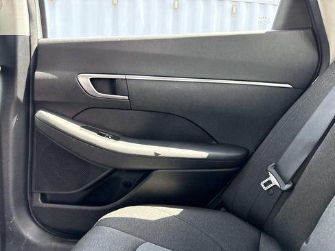 Used 2021 Hyundai Sonata SE FWD image 18