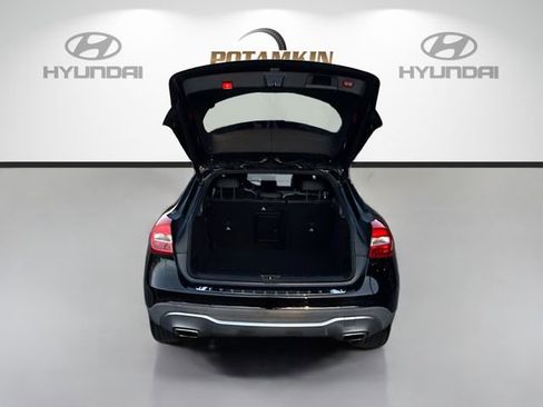 Used 2019 Mercedes-Benz GLA 250 4MATIC image 24