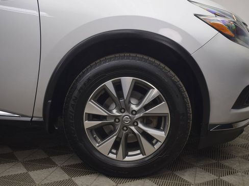 Used 2018 Nissan Murano SL w/ Moonroof Package image 35