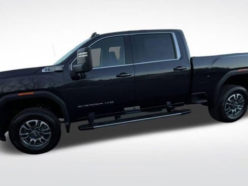 New 2026 GMC Sierra 2500 SLE w/ SLE Value Package; image 6