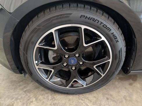 Used 2014 Ford Focus SE w/ Equipment Group 201A FWD image 49