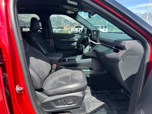 Used 2025 Ford Explorer ST w/ Sun And Sound Package AWD/4WD image 32