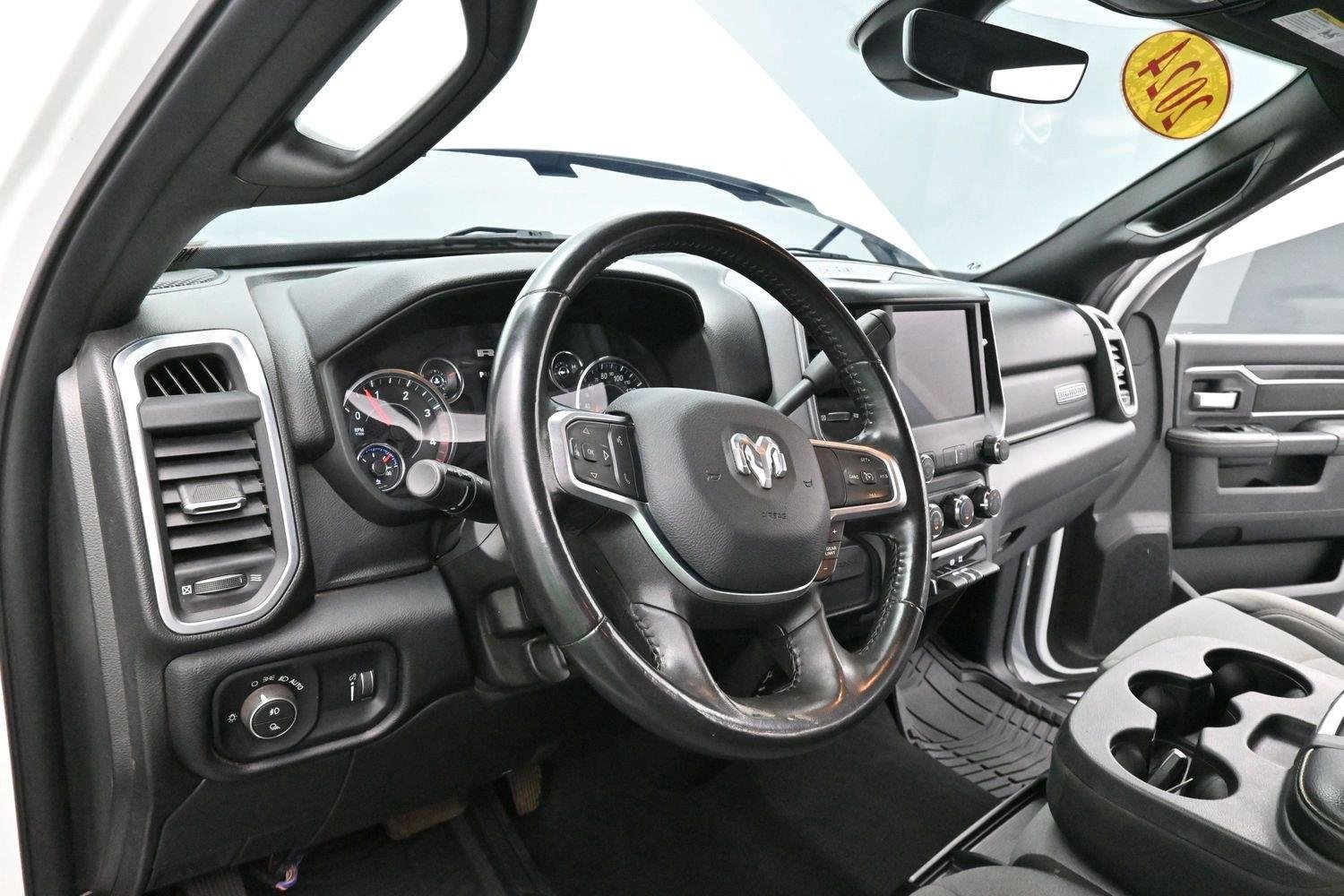Used 2024 RAM 3500 Big Horn AWD/4WD image 14