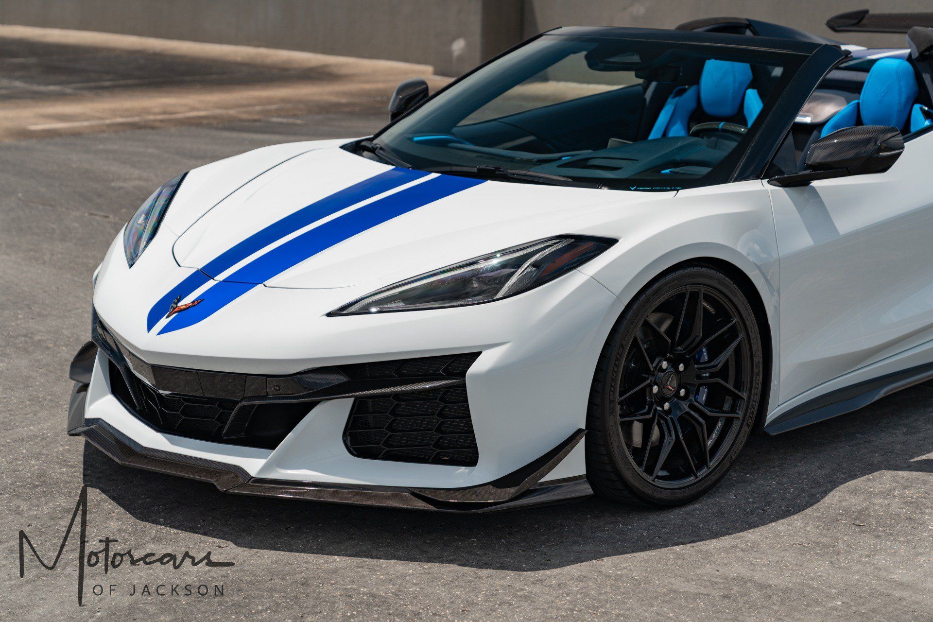 Used 2024 Chevrolet Corvette Z06 RWD image 10