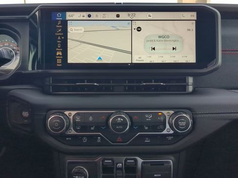 New 2025 Jeep Gladiator Rubicon w/ Convenience Group image 8