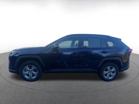 Used 2025 Toyota RAV4 XLE image 9