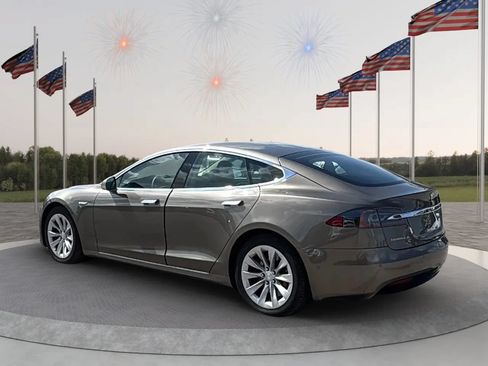 Used 2016 Tesla Model S 60 RWD image 7