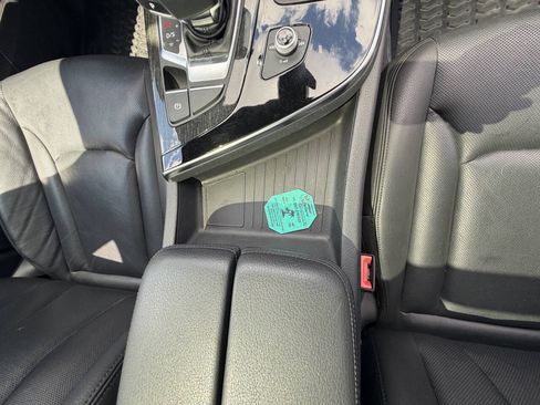Used 2018 Audi Q7 3.0T Premium Plus w/ Premium Plus Package AWD/4WD image 39