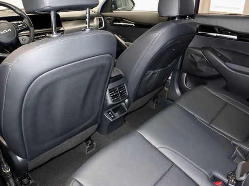 Used 2025 Kia Seltos EX w/ EX Sunroof Package image 23