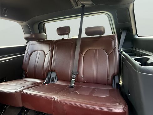 Used 2023 Ford Expedition Limited RWD image 11