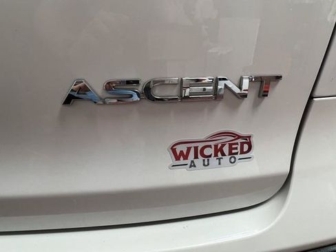 Used 2019 Subaru Ascent Premium AWD/4WD image 5