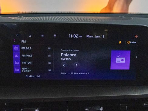 Used 2024 Kia Telluride S w/ S Sunroof Package image 9