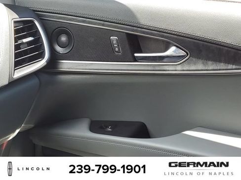 Certified 2020 Lincoln Nautilus Reserve w/ Cargo Utility Package AWD/4WD image 27