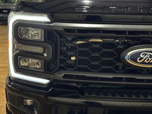 Used 2023 Ford F350 Lariat w/ Lariat Ultimate Package AWD/4WD image 66