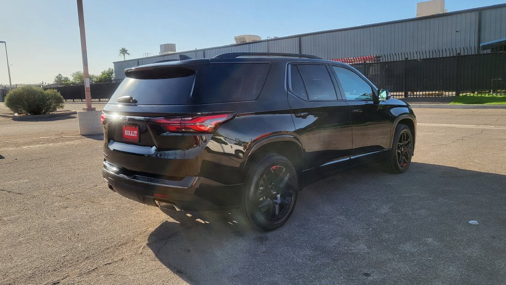 Used 2022 Chevrolet Traverse Premier w/ Redline Edition FWD image 10