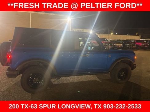 Used 2022 Ford Bronco Black Diamond image 12