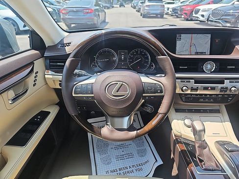 Used 2017 Lexus ES 350 FWD image 17