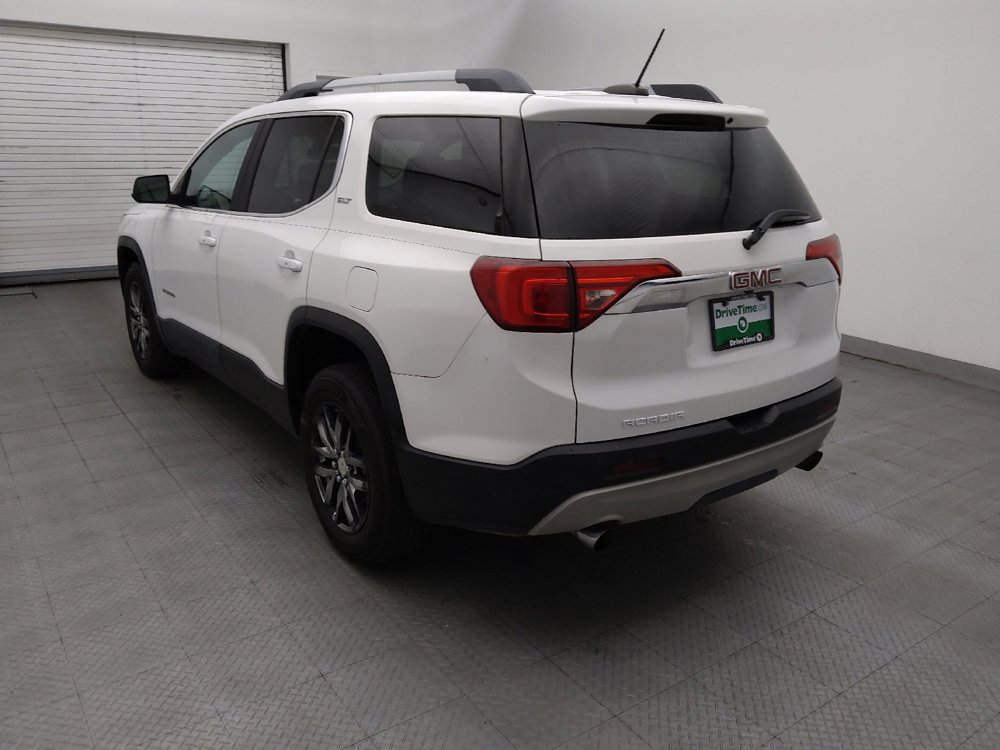 Used 2017 GMC Acadia SLT w/ LPO, Cargo Package FWD image 5