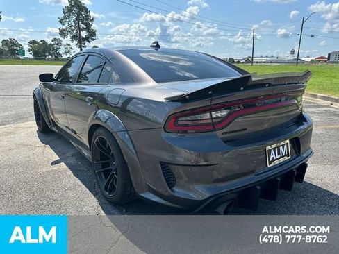 Used 2022 Dodge Charger Scat Pack w/ Dynamics Package RWD image 8