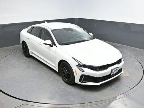Used 2025 Kia K5 LXS FWD image 36