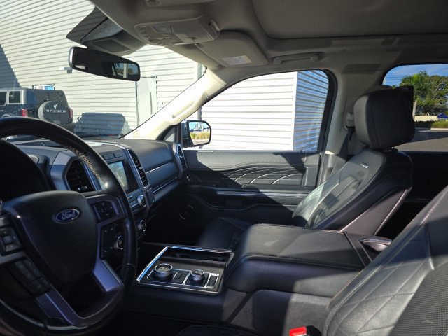Used 2019 Ford Expedition Platinum AWD/4WD image 9