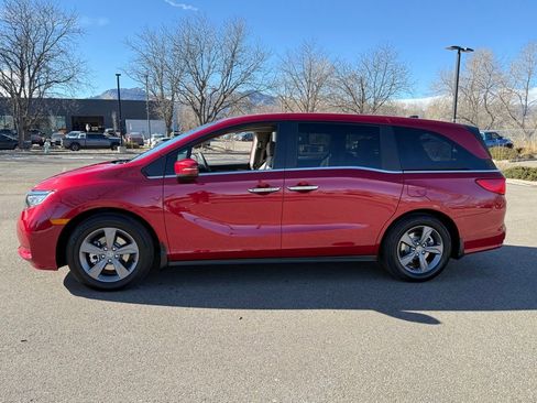 Used 2023 Honda Odyssey EX image 7