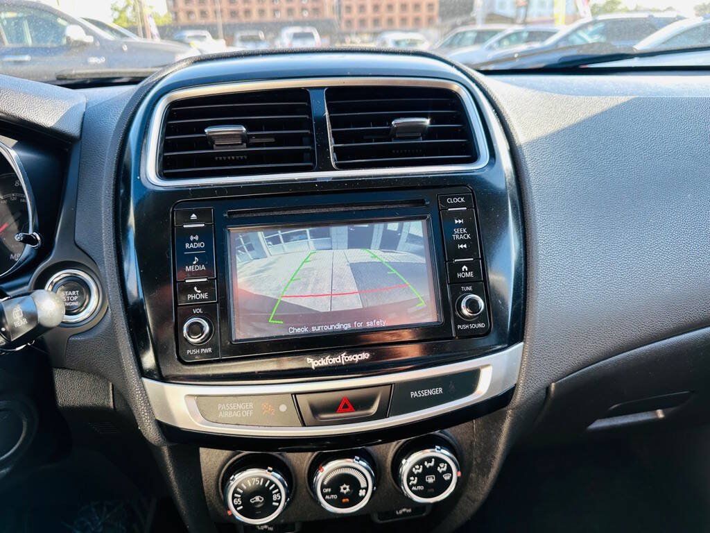 Used 2016 Mitsubishi Outlander Sport SEL AWD/4WD image 12