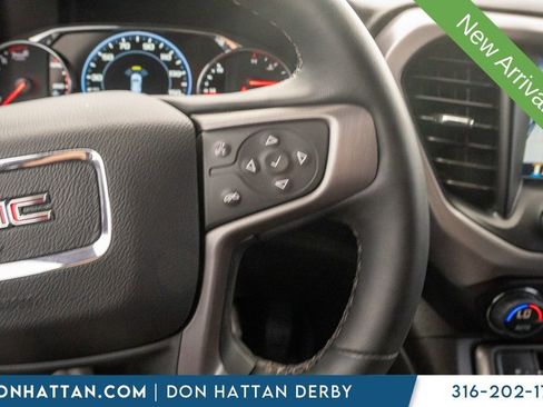 Used 2023 GMC Acadia AT4 w/ Technology Package image 12