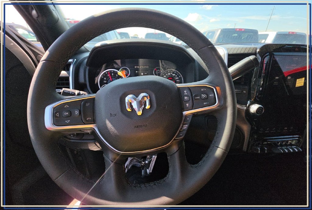 Certified 2026 RAM 2500 Big Horn AWD/4WD image 3