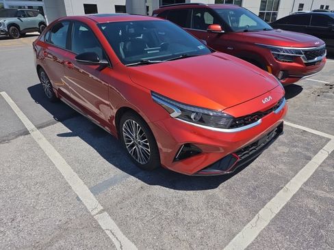 Certified 2023 Kia Forte GT-Line w/ GT-Line Premium Package FWD image 6