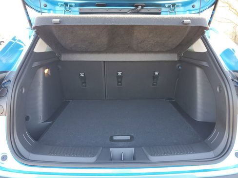 New 2026 Chevrolet Trax LT w/ Driver Confidence Package FWD image 8